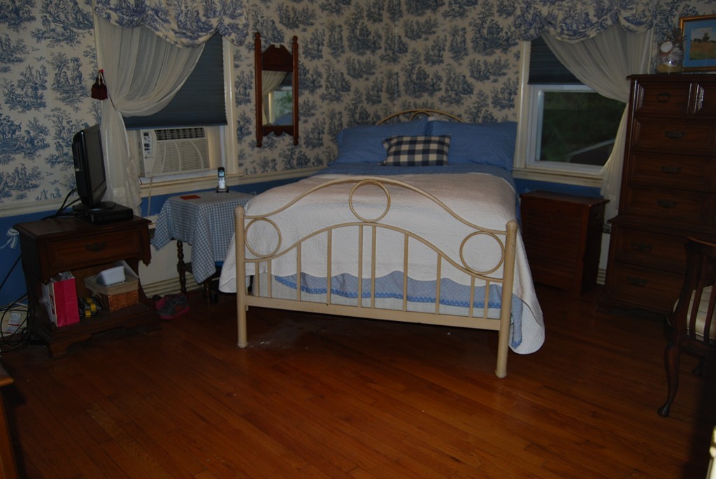 31 Locust Road Methuen, MA 01844 - Photo 18 of 25 Gallery Image 18