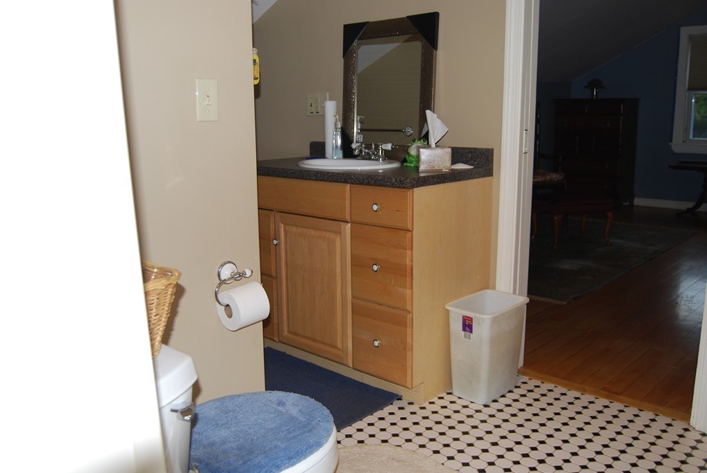 31 Locust Road Methuen, MA 01844 - Photo 21 of 25 Gallery Image 21