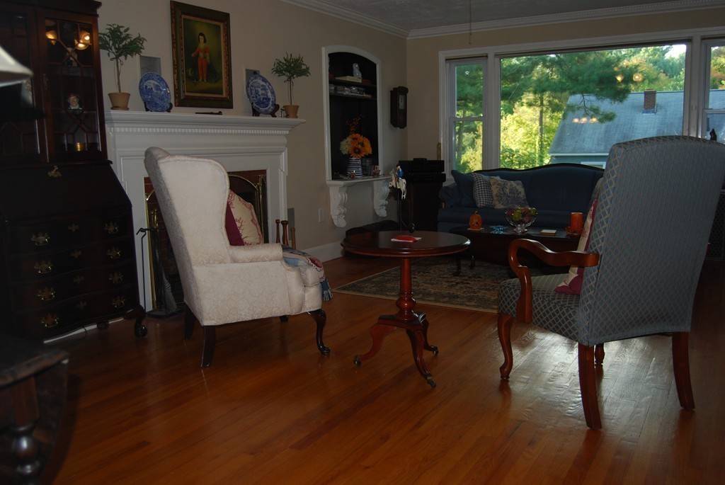 31 Locust Road Methuen, MA 01844 - Photo 7 of 25 Gallery Image 7