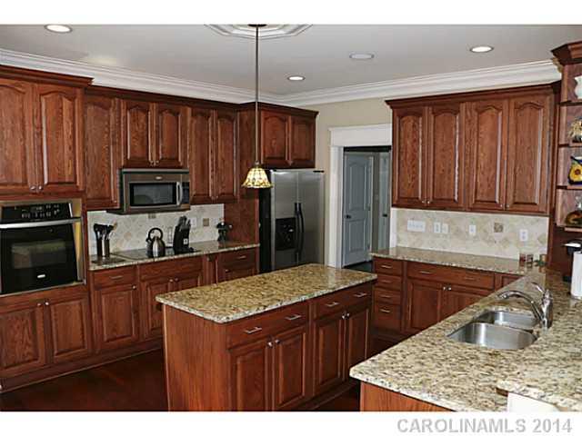 2377 Valelake Road York, SC 29745 - Photo 7 of 16 Gallery Image 7