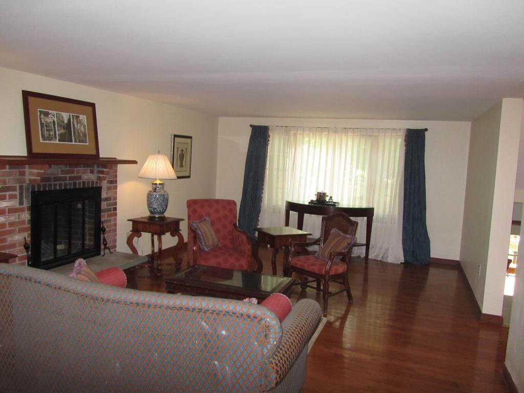8.5 Seaverns Bridge Road Merrimack, NH 03054 - Photo 12 of 31 Gallery Image 12
