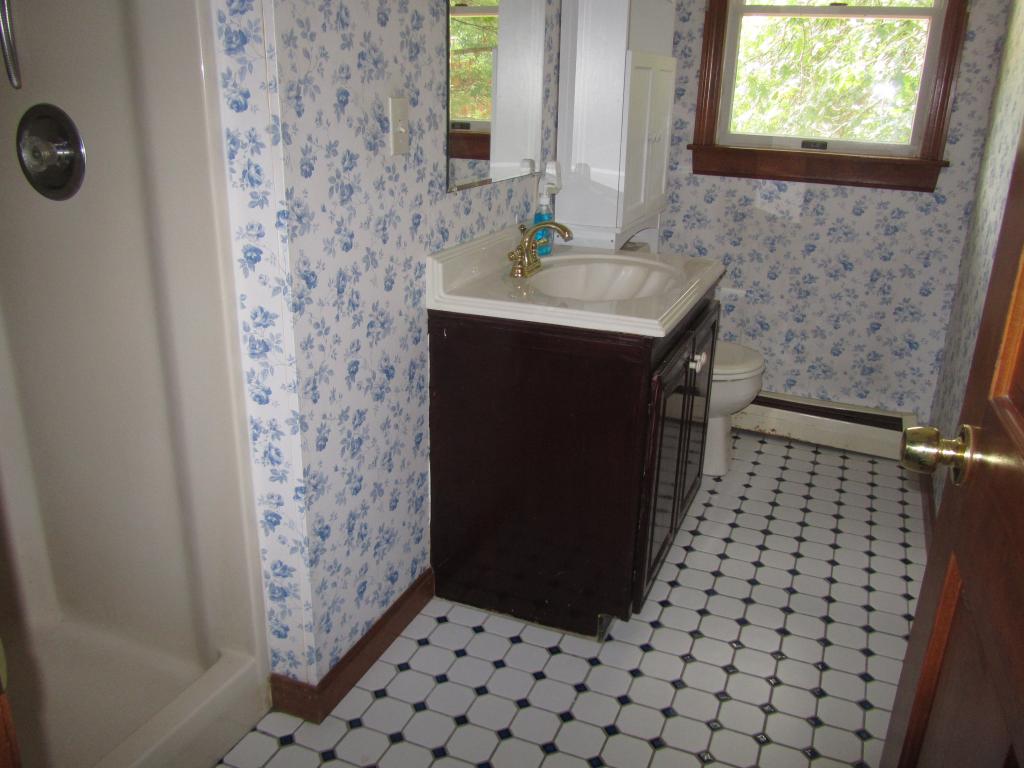 8.5 Seaverns Bridge Road Merrimack, NH 03054 - Photo 17 of 31 Gallery Image 17