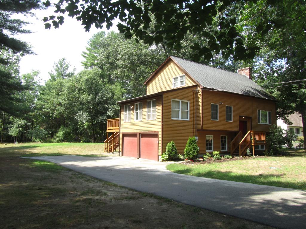 8.5 Seaverns Bridge Road Merrimack, NH 03054 - Photo 3 of 31 Gallery Image 3