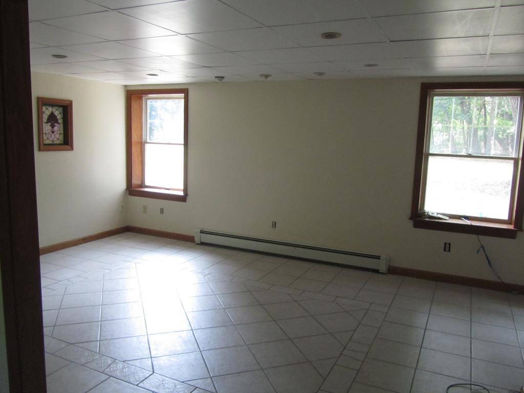 8.5 Seaverns Bridge Road Merrimack, NH 03054 - Photo 24 of 31 Gallery Image 24