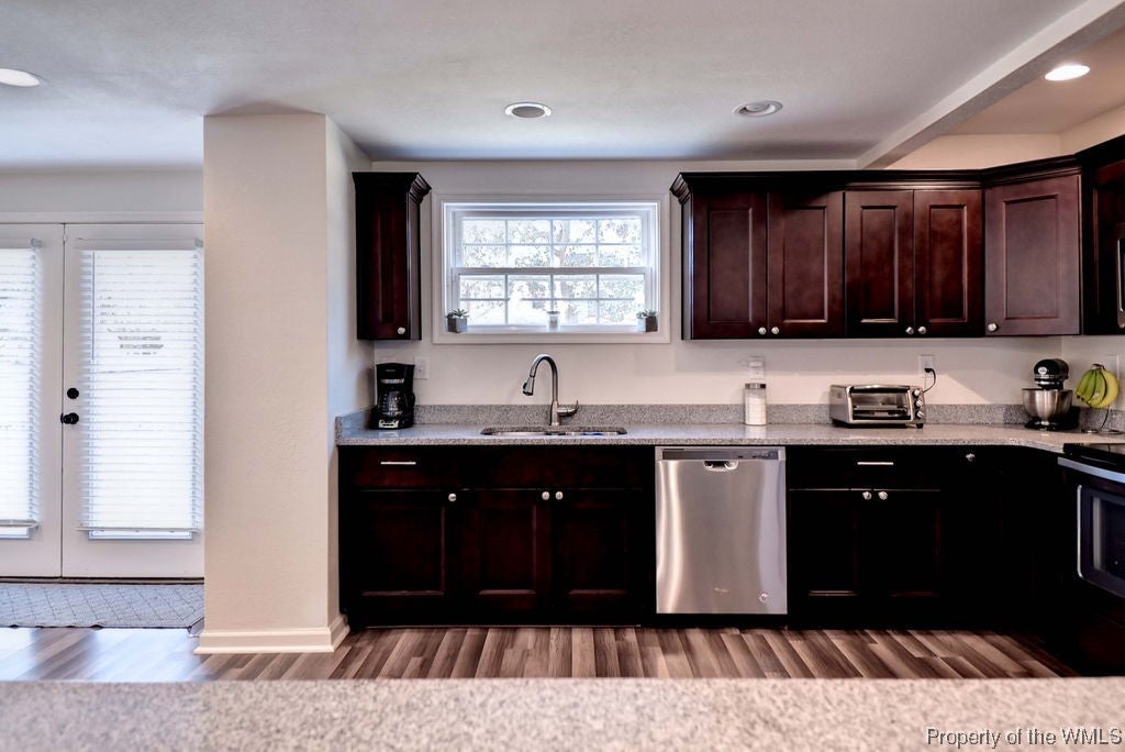 2713 Shell Road Hampton, VA 23661 - Photo 7 of 26 Gallery Image 7