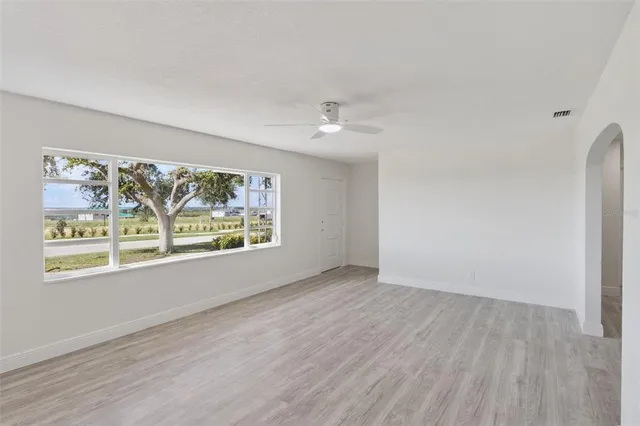 $245,000 | 605 Florida Avenue, Dundee, FL 33838