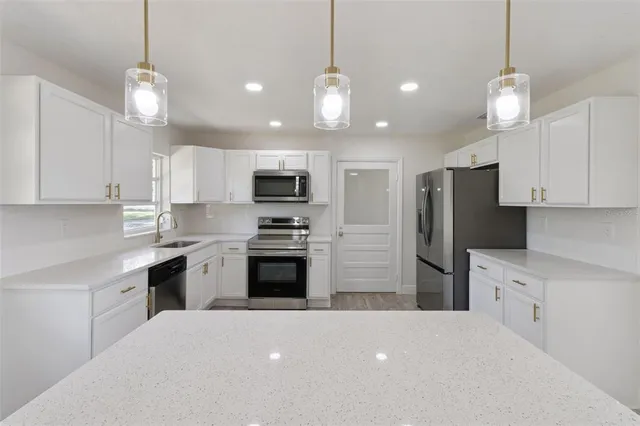 $245,000 | 605 Florida Avenue, Dundee, FL 33838