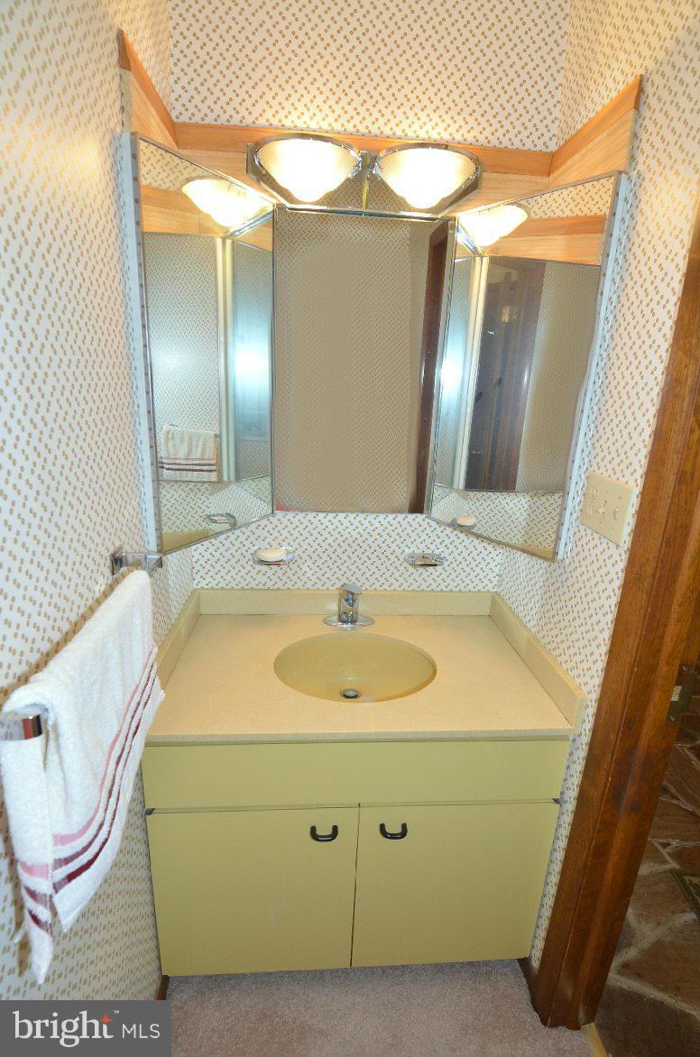 969 Shore Acres Road Arnold, MD 21012 - Photo 10 of 30 Powder Room