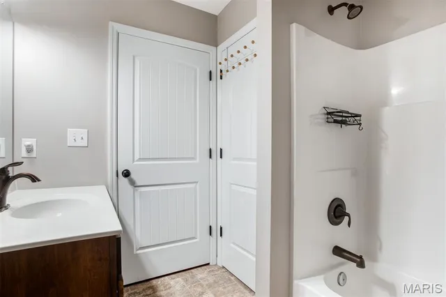 $329,900 | 155 Quail Creek Drive, Wright City, MO 63390