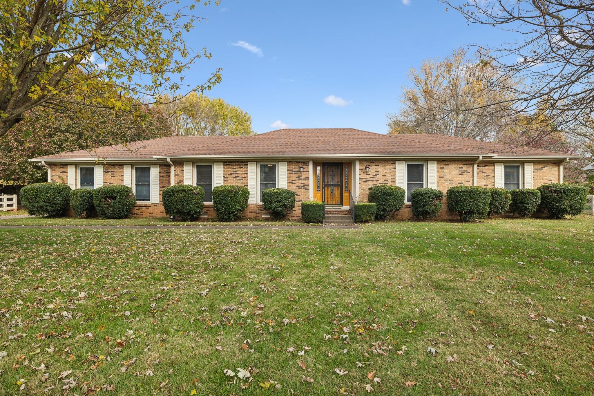 4068 Confederate Road Murfreesboro, TN 37128 - Photo 5 of 53 Now that you've seen some of the highlights, let's take a tour of the entire property! This Ranch one-level home has plenty of space and opportunity for Buyers to customize to their tastes!