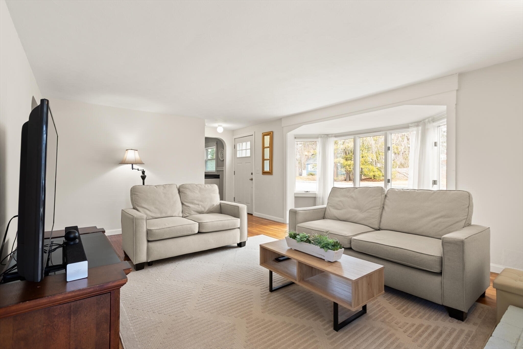 12 Moore Road Westford, MA 01886 - Photo 6 of 26