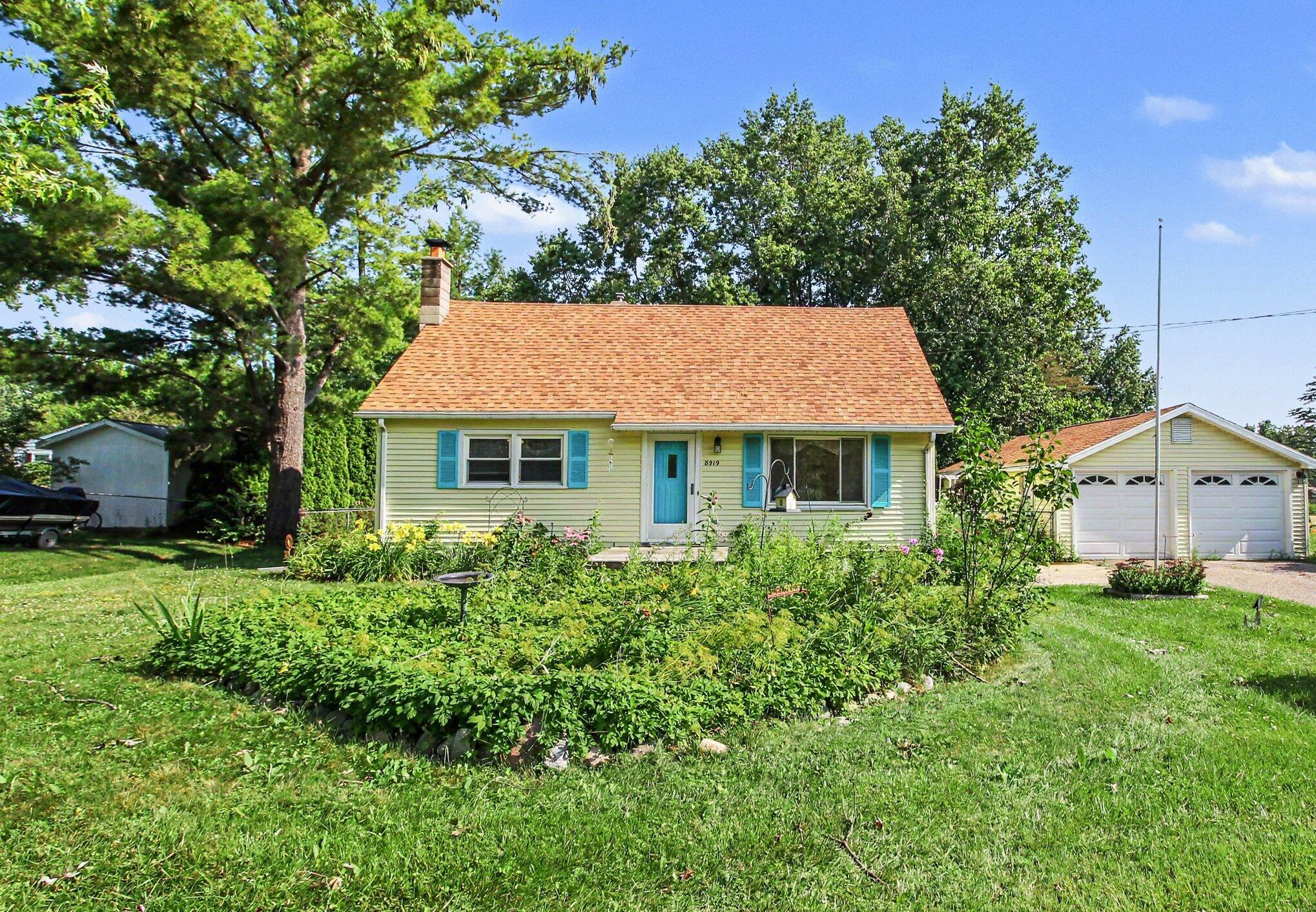 8919 Windsor Highway Dimondale, MI 48821 - Photo 1 of 28 002_file_8927