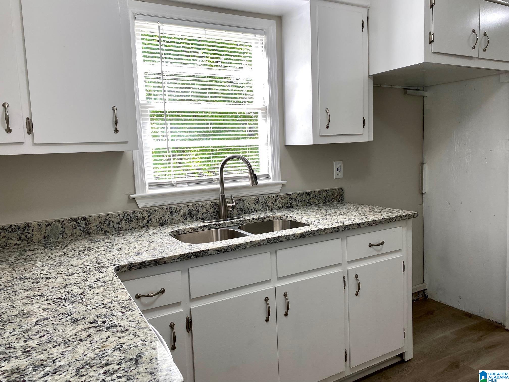526 60th Street South Birmingham, AL 35212 - Photo 7 of 21