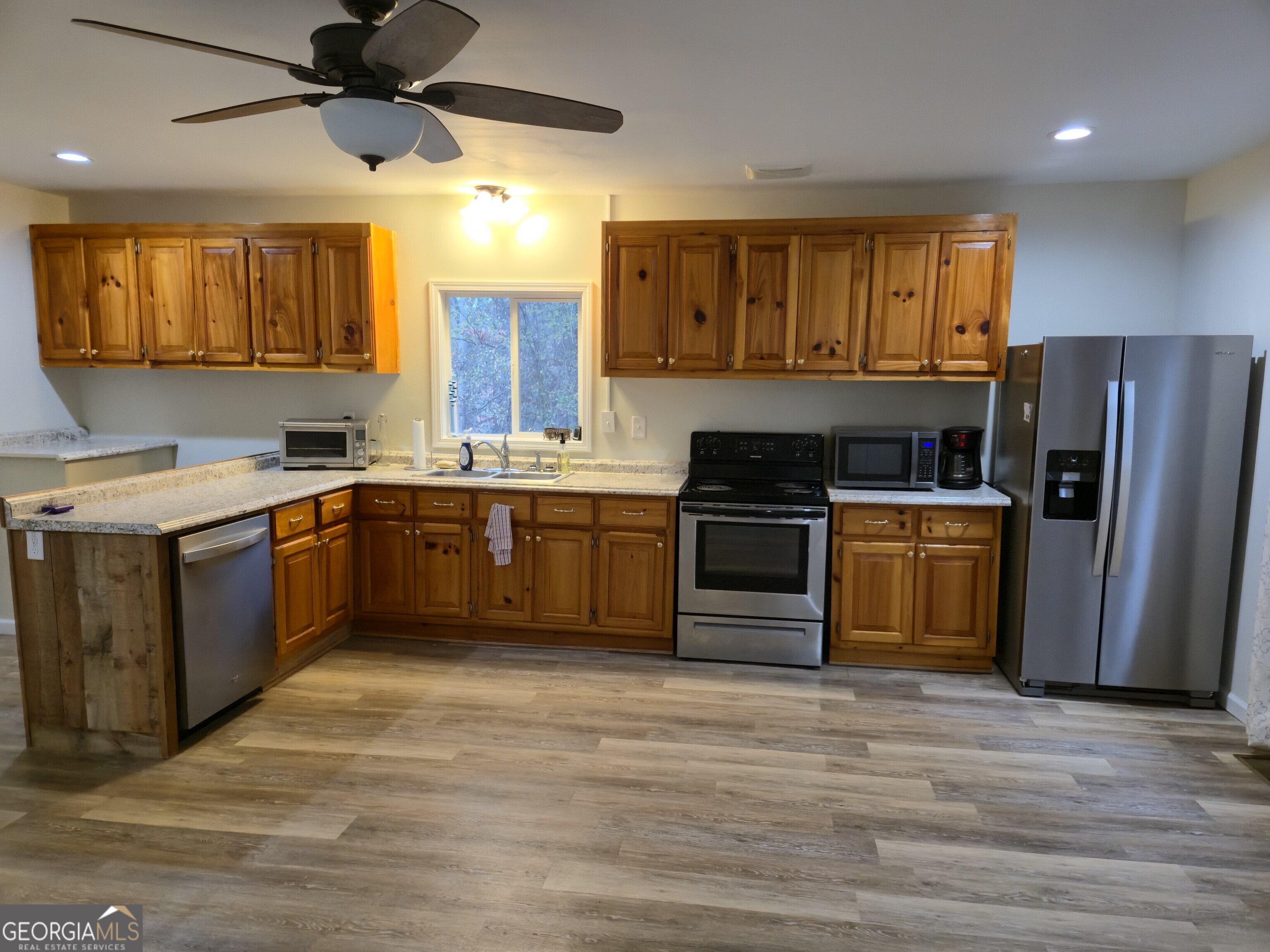 150 Kentucky Street, Unit A&B Demorest, GA 30535 - Photo 24 of 31 UNIT B