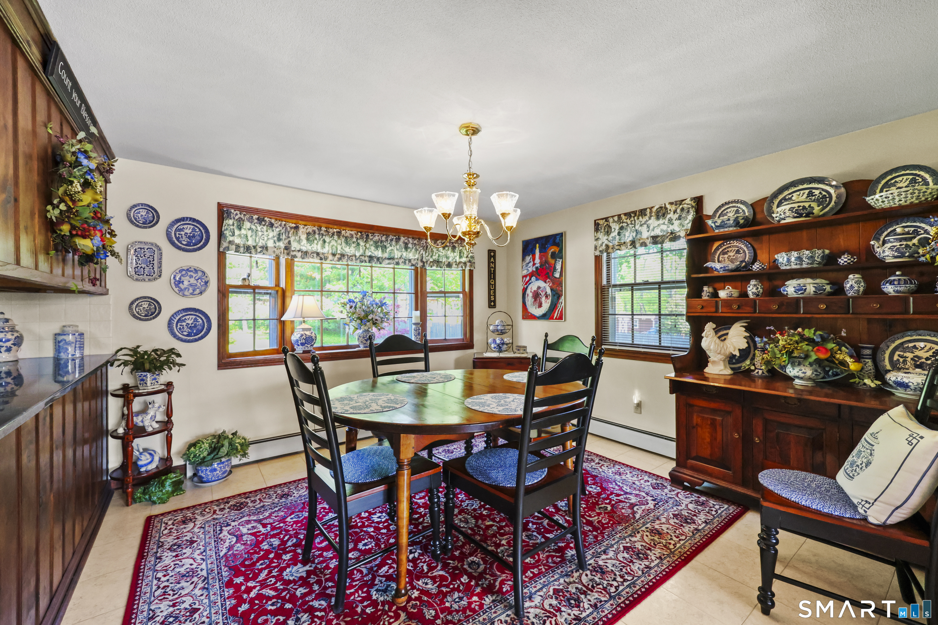 20 Loretta Road Torrington, CT 06790 - Photo 6 of 39 Dining Area with Bow window