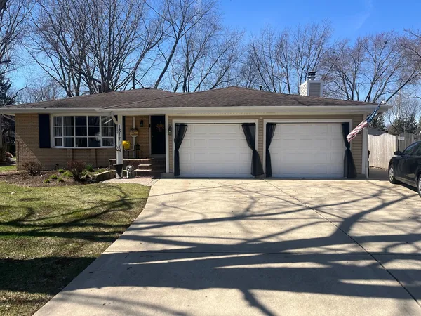 $545,500 | 1317 Carol Lane, Naperville, IL 60565