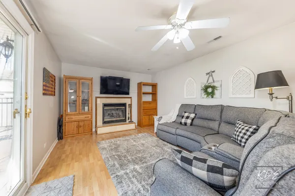 $545,500 | 1317 Carol Lane, Naperville, IL 60565