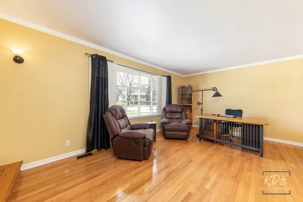 $545,500 | 1317 Carol Lane, Naperville, IL 60565