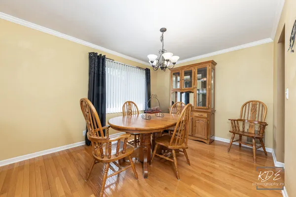 $545,500 | 1317 Carol Lane, Naperville, IL 60565