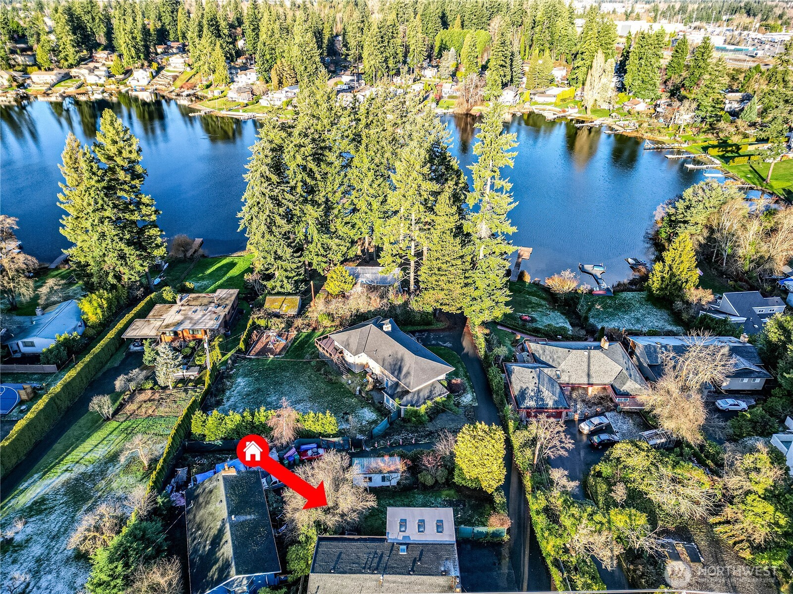 3623 Shelby Road Lynnwood, WA 98087 - Photo 3 of 39 a view of a city