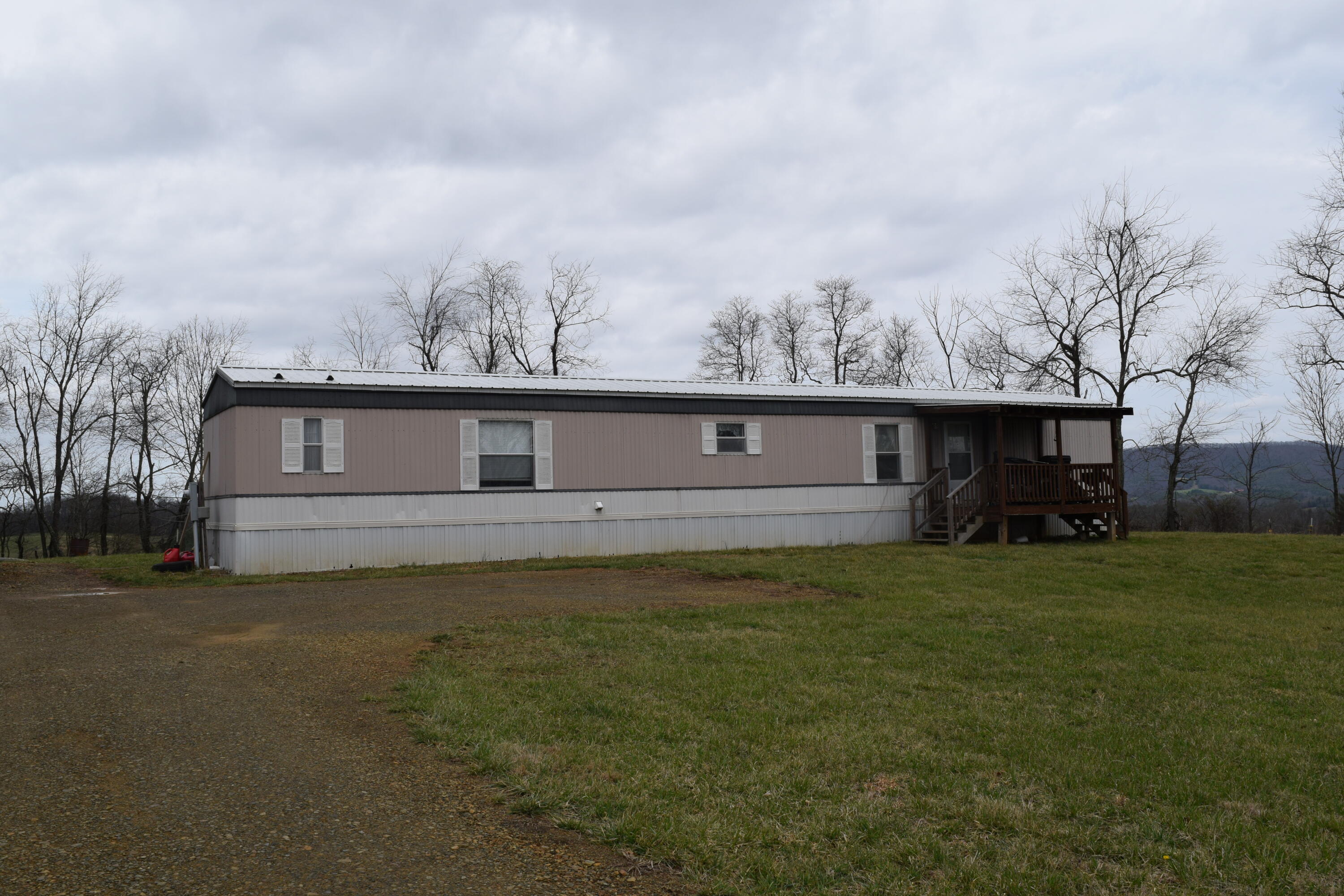 460 Rose Hill Road Northwest Floyd, VA 24091 - Photo 8 of 40 DSC_0016
