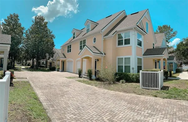 $1,985 | 3301 Soho Street, Unit 203, Orlando, FL 32835