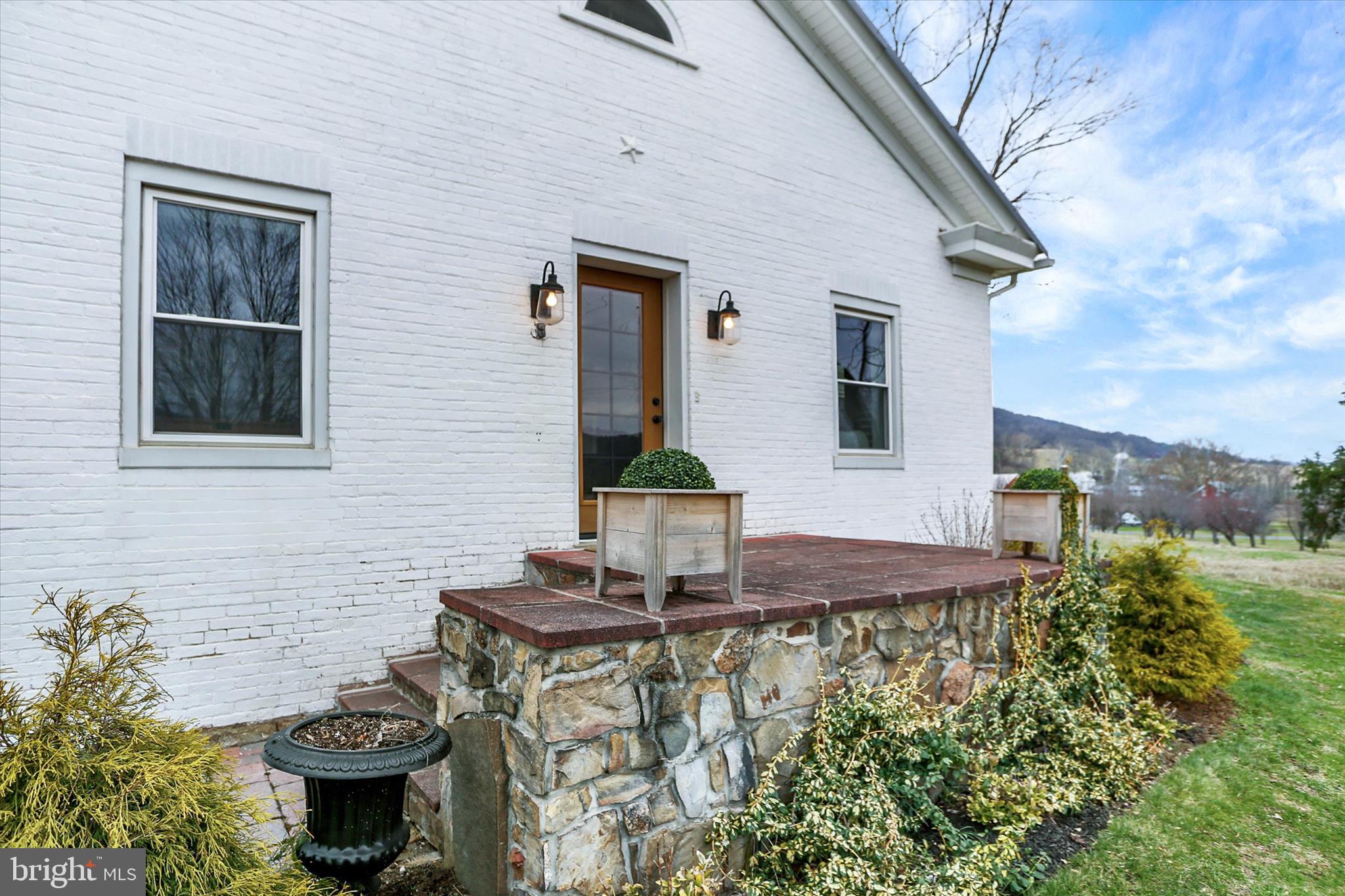 889 Pfoutz Valley Road Millerstown, PA 17062 - Photo 13 of 51