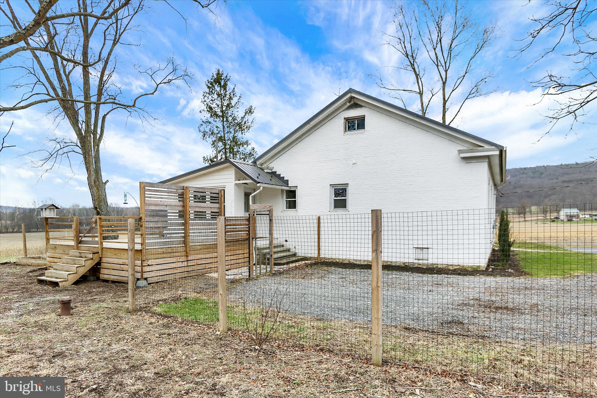 889 Pfoutz Valley Road Millerstown, PA 17062 - Photo 8 of 51