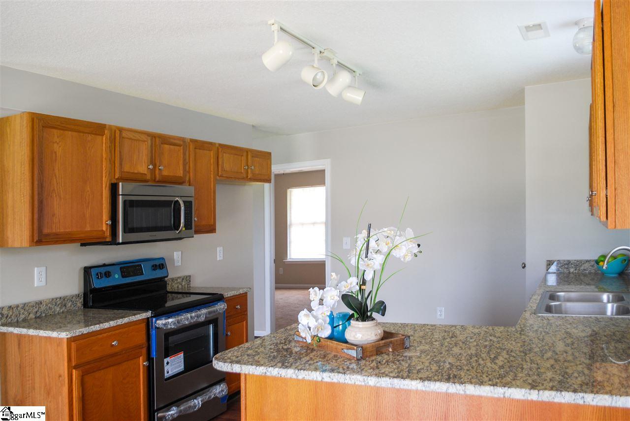 105 Turkey Trot Road Williamston, SC 29697 - Photo 4 of 17