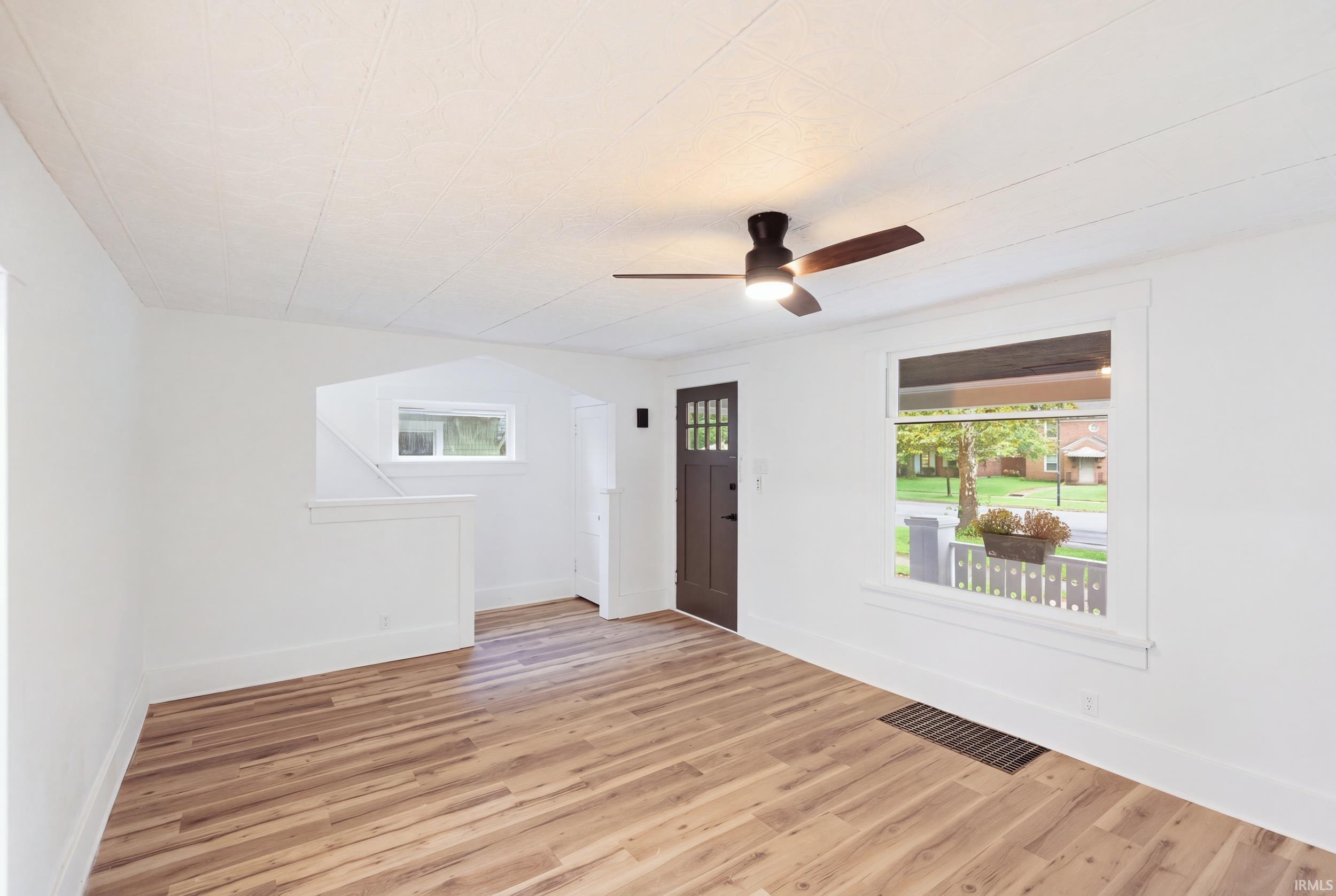 322 West Rudisill Boulevard Fort Wayne, IN 46807 - Photo 10 of 31 Gallery Image 10