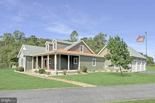 $669,000 | 15217 Autumn Oaks Drive, Milton, DE 19968