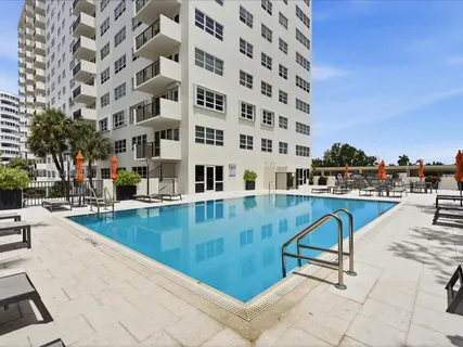 $2,600 | 340 Sunset Drive, Unit 1407, Fort Lauderdale, FL 33301
