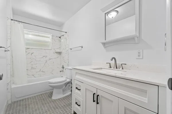 $3,000 | 751 Hummingbird Way, Unit 7, North Palm Beach, FL 33408