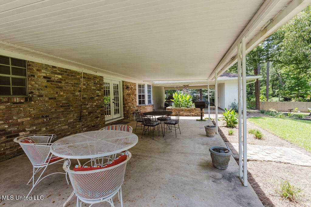 49 Wintergreen Road Madison, MS 39110 - Photo 26 of 32 watsonphotography.bw250625132718