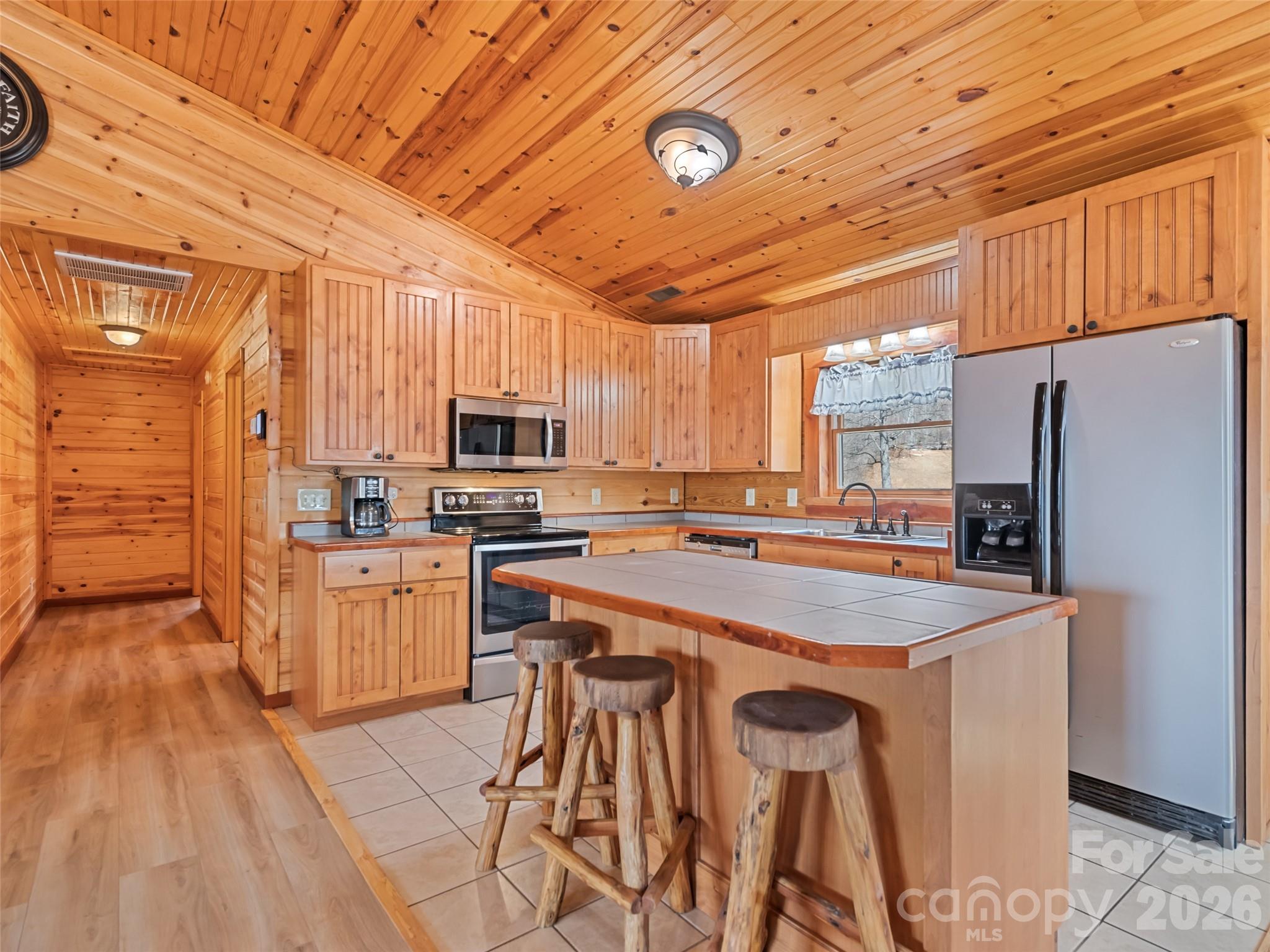 425 Rustic Ridge Drive Canton, NC 28716 - Photo 22 of 39