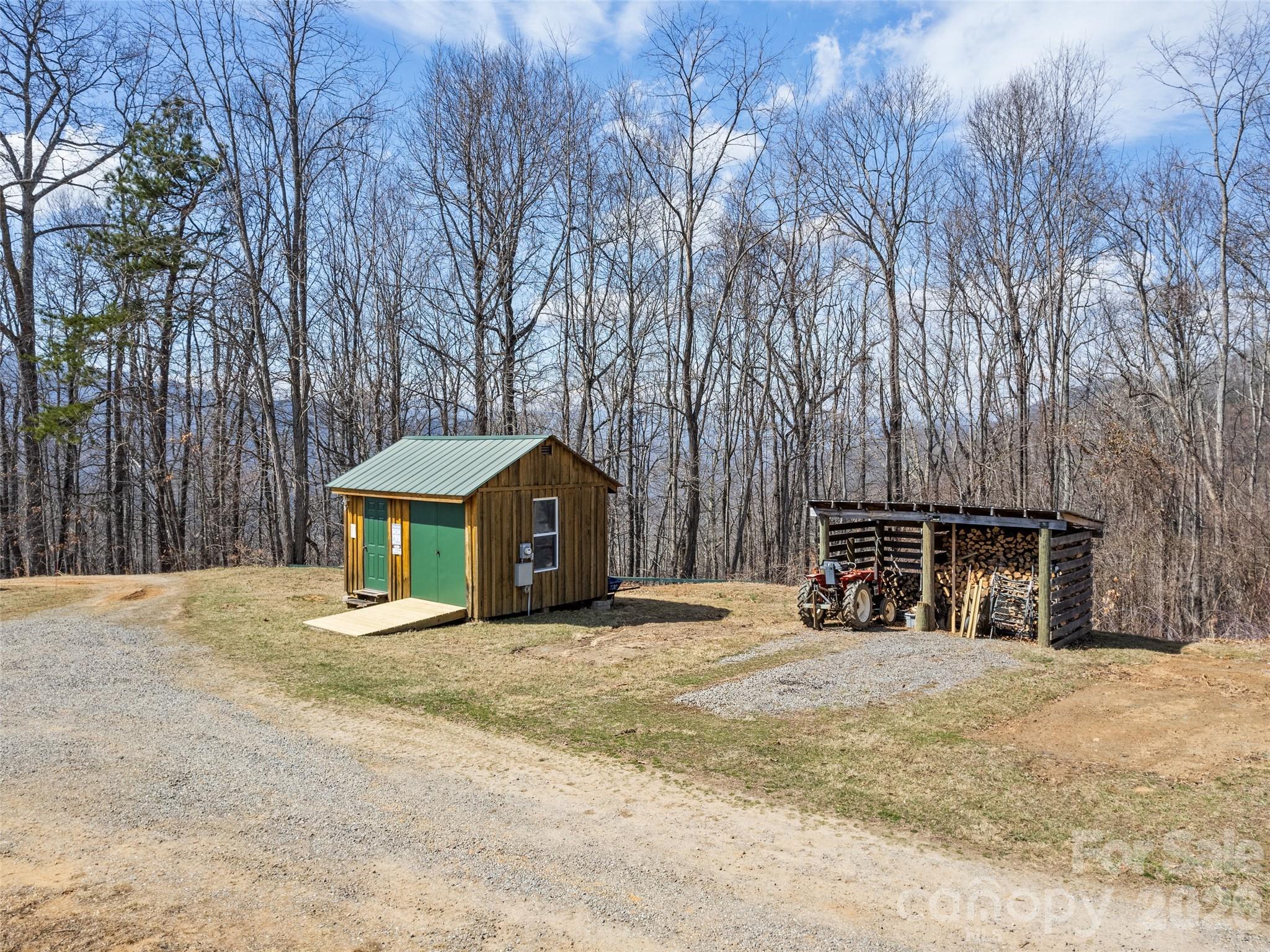 425 Rustic Ridge Drive Canton, NC 28716 - Photo 7 of 39