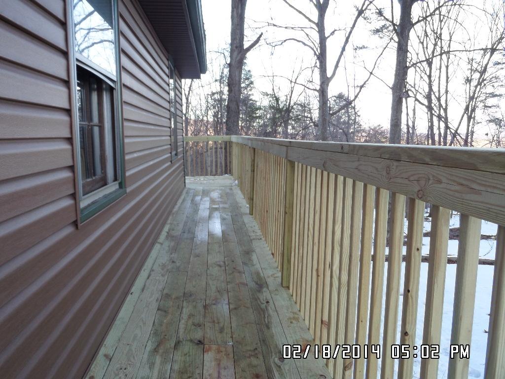 220 Ridgeway Road Hardy, VA 24101 - Photo 7 of 8 220sidedecknew