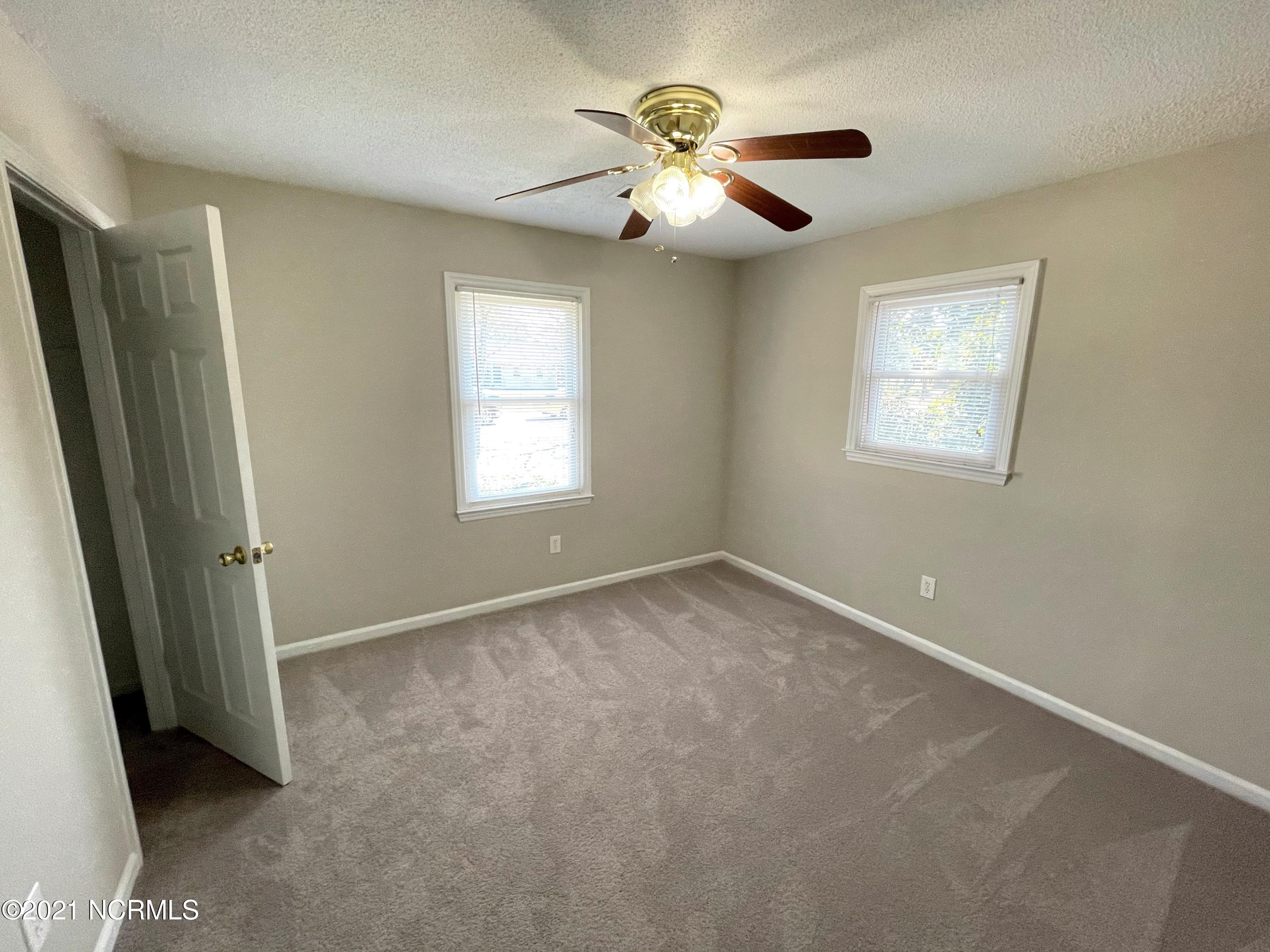627 Albemarle Road Wilmington, NC 28405 - Photo 10 of 20 B0CBF1EB-995A-4FFA-B7DC-29E6F69ADF28