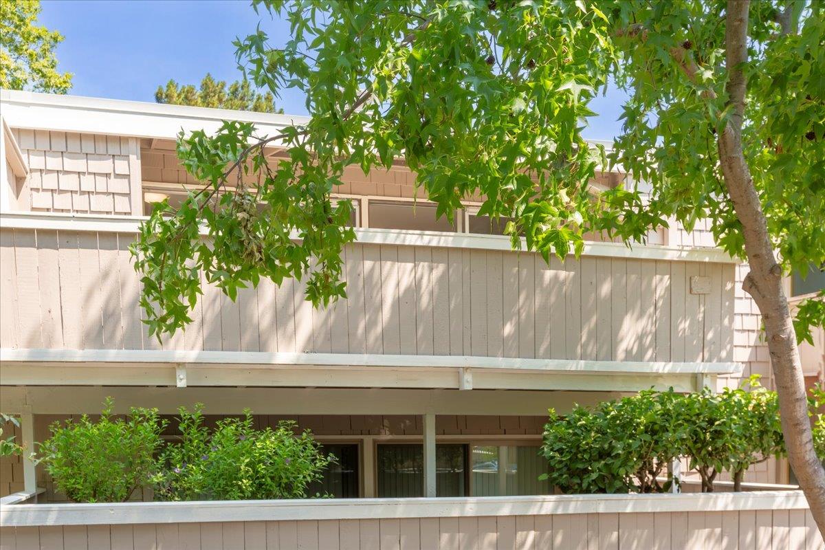 500 West Middlefield Rd Unit 51  