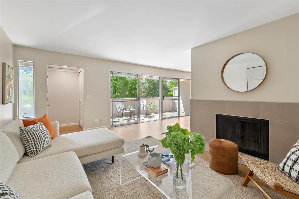 500 West Middlefield Road, Unit 51 Mountain View, CA 94043 - Photo 1 of 28 Gallery Image 1