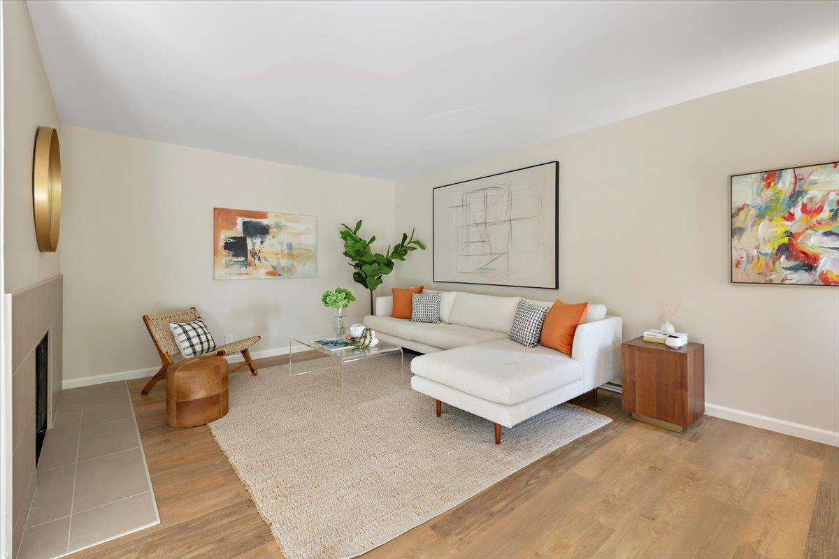 500 West Middlefield Road, Unit 51 Mountain View, CA 94043 - Photo 3 of 28 Gallery Image 3