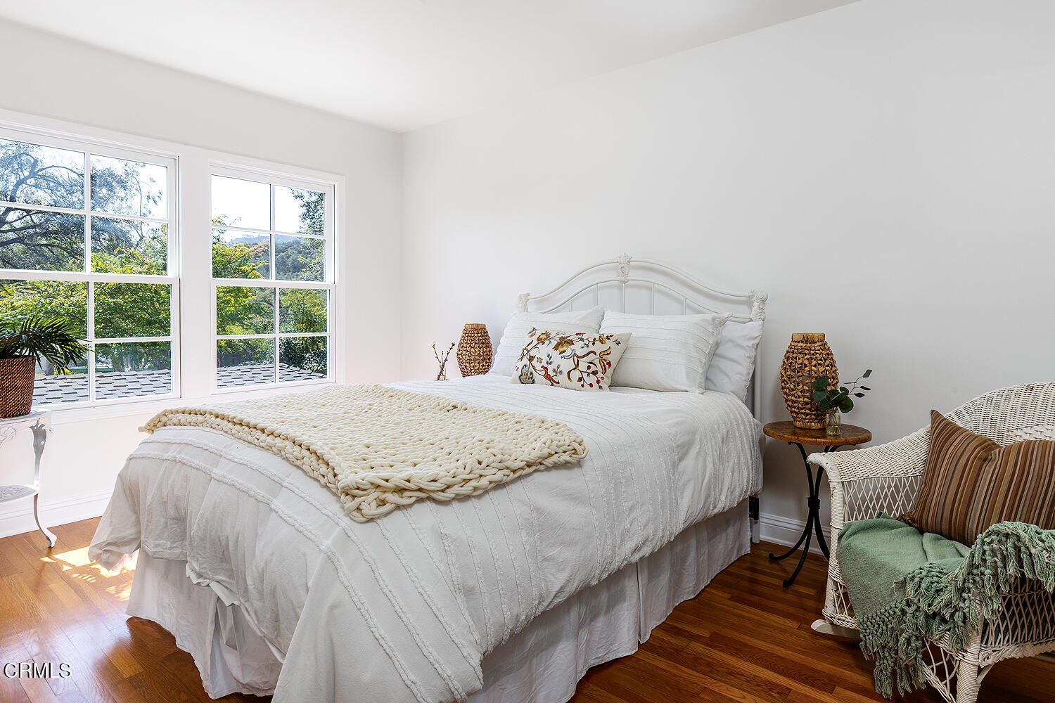 1494 Scenic Drive Pasadena, CA 91103 - Photo 19 of 43 1494 Scenic Dr 026-mls