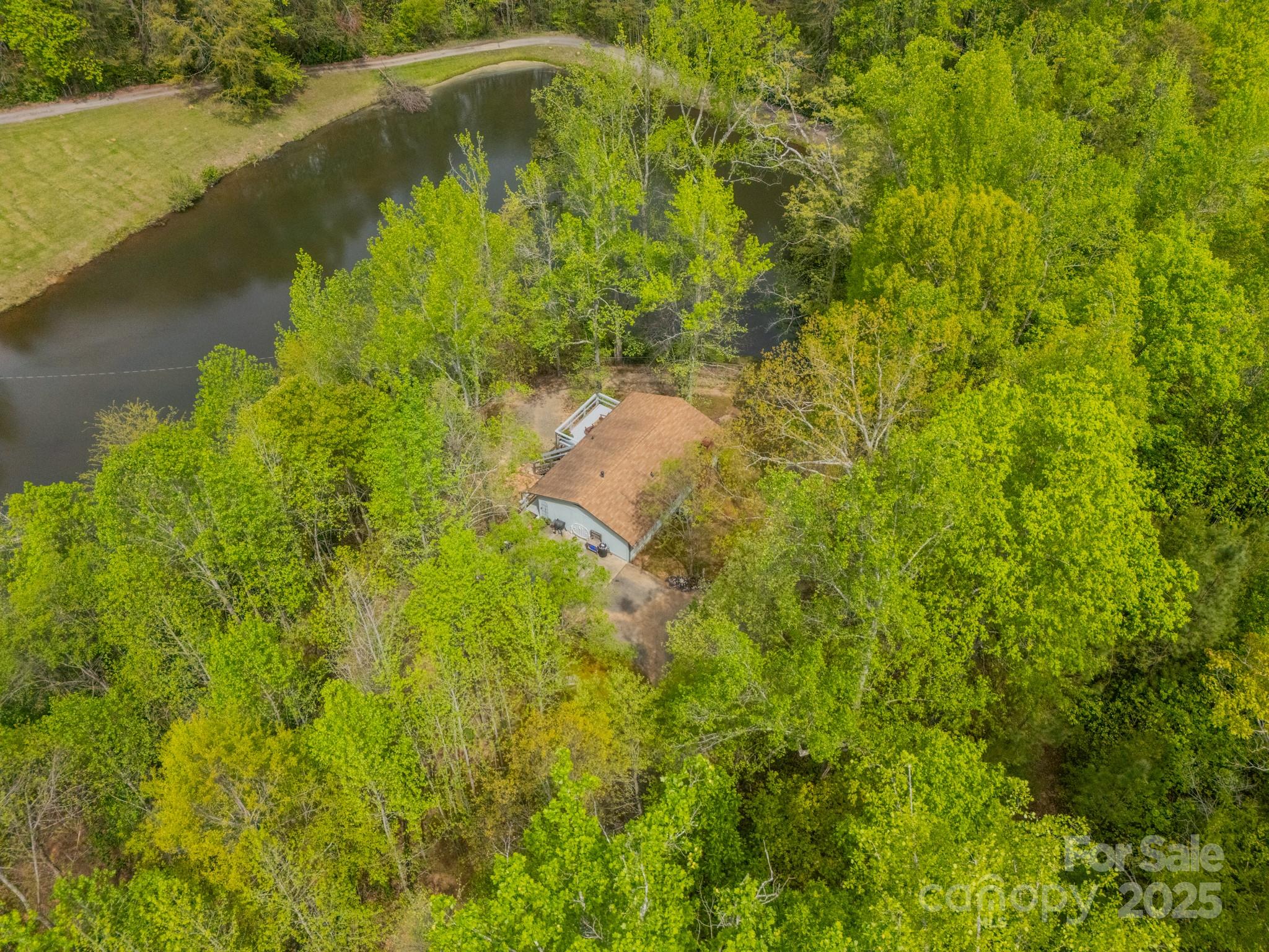 809 Sparrow Springs Road Kings Mountain, NC 28086 - Photo 35 of 48 Gallery Image 35