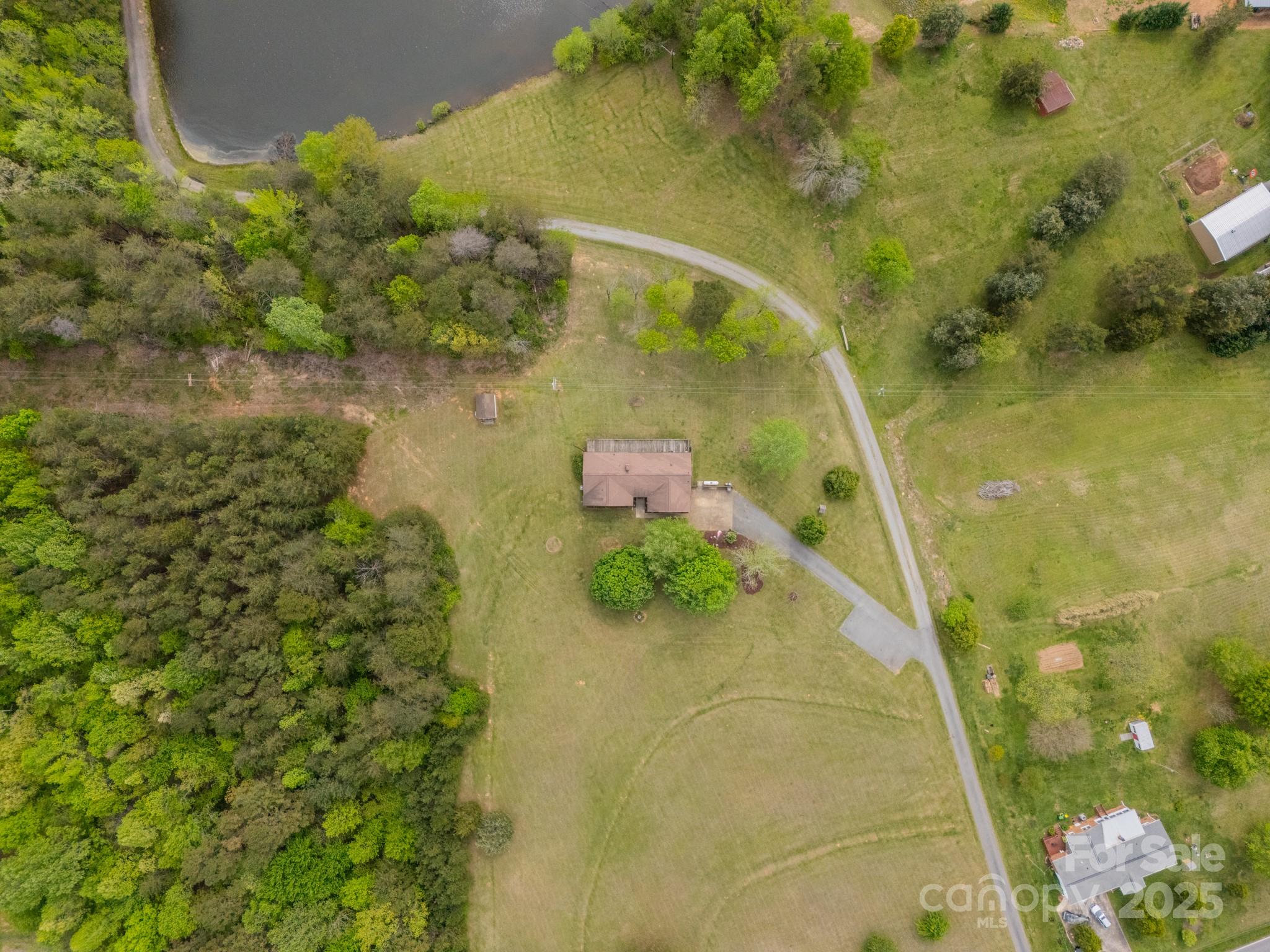 809 Sparrow Springs Road Kings Mountain, NC 28086 - Photo 7 of 48 Gallery Image 7