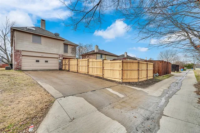 $2,800 | 8105 Eagle Drive, Rowlett, TX 75088