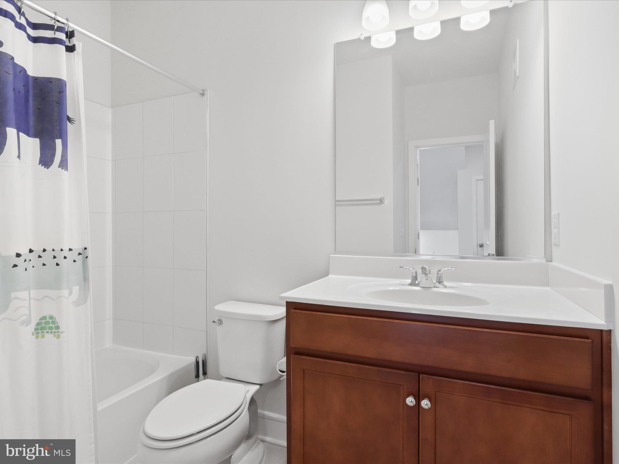 20789 Lamlash Terrace Ashburn, VA 20147 - Photo 35 of 46