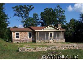 150 Cabbage Patch Road Burnsville, NC 28714 - Photo 2 of 12 Gallery Image 2