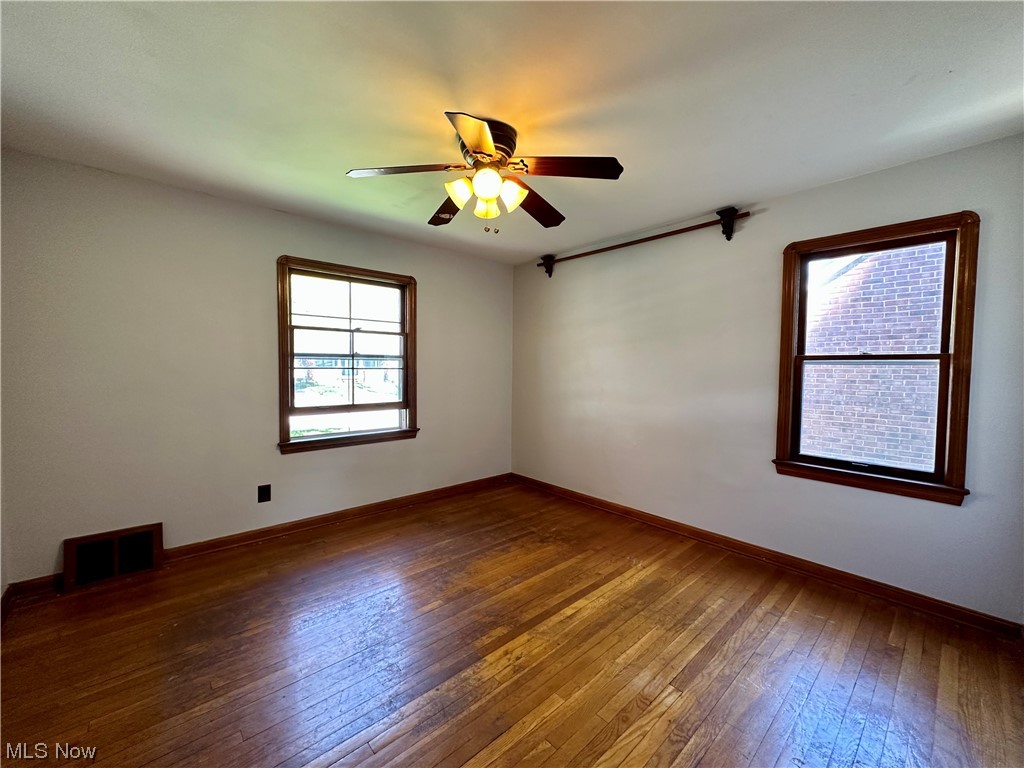 4534 East Berwald Road Cleveland, OH 44121 - Photo 15 of 35 Gallery Image 15
