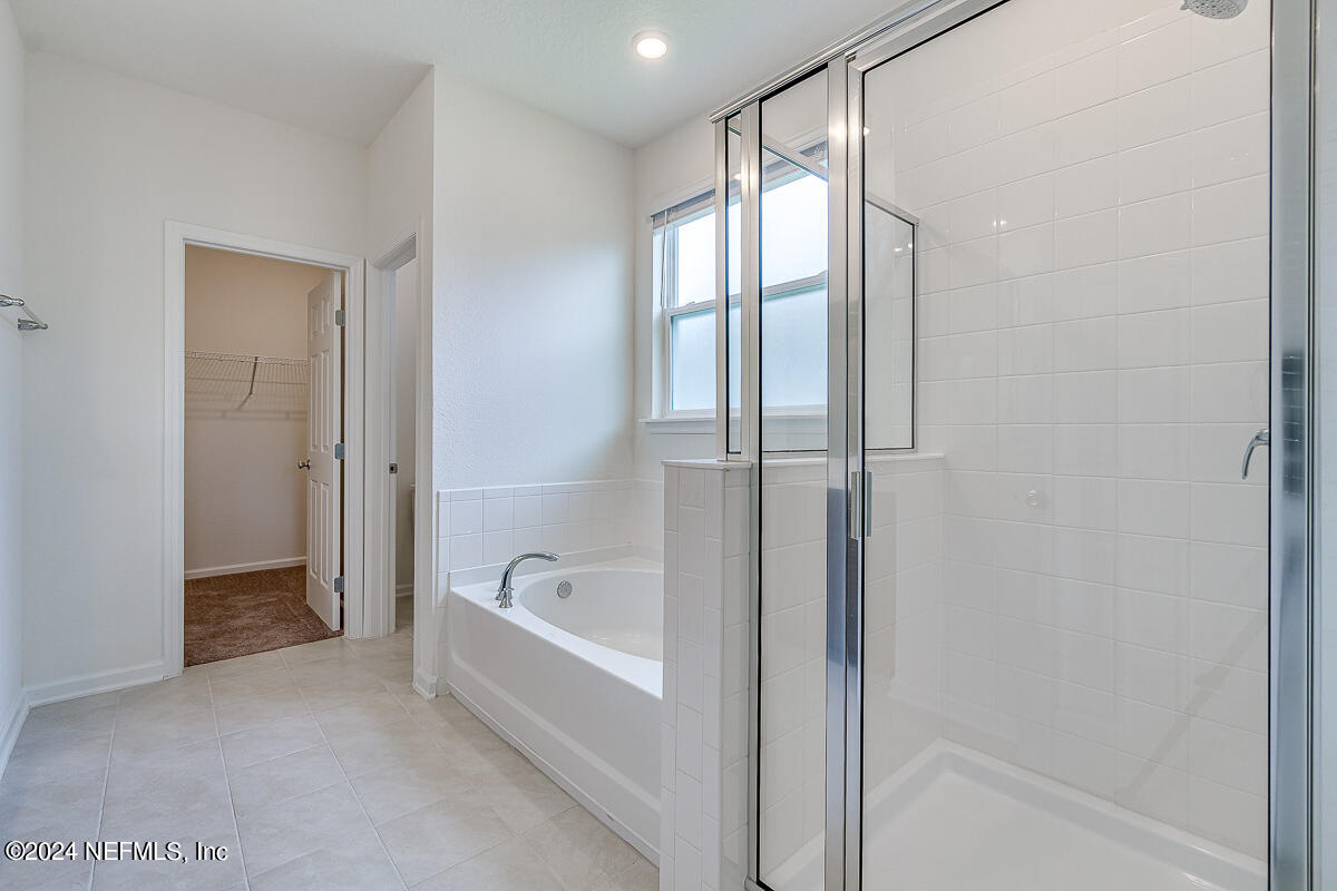 7882 Rippa Vly Way Jacksonville, FL 32222 - Photo 13 of 23 16 -Bath
