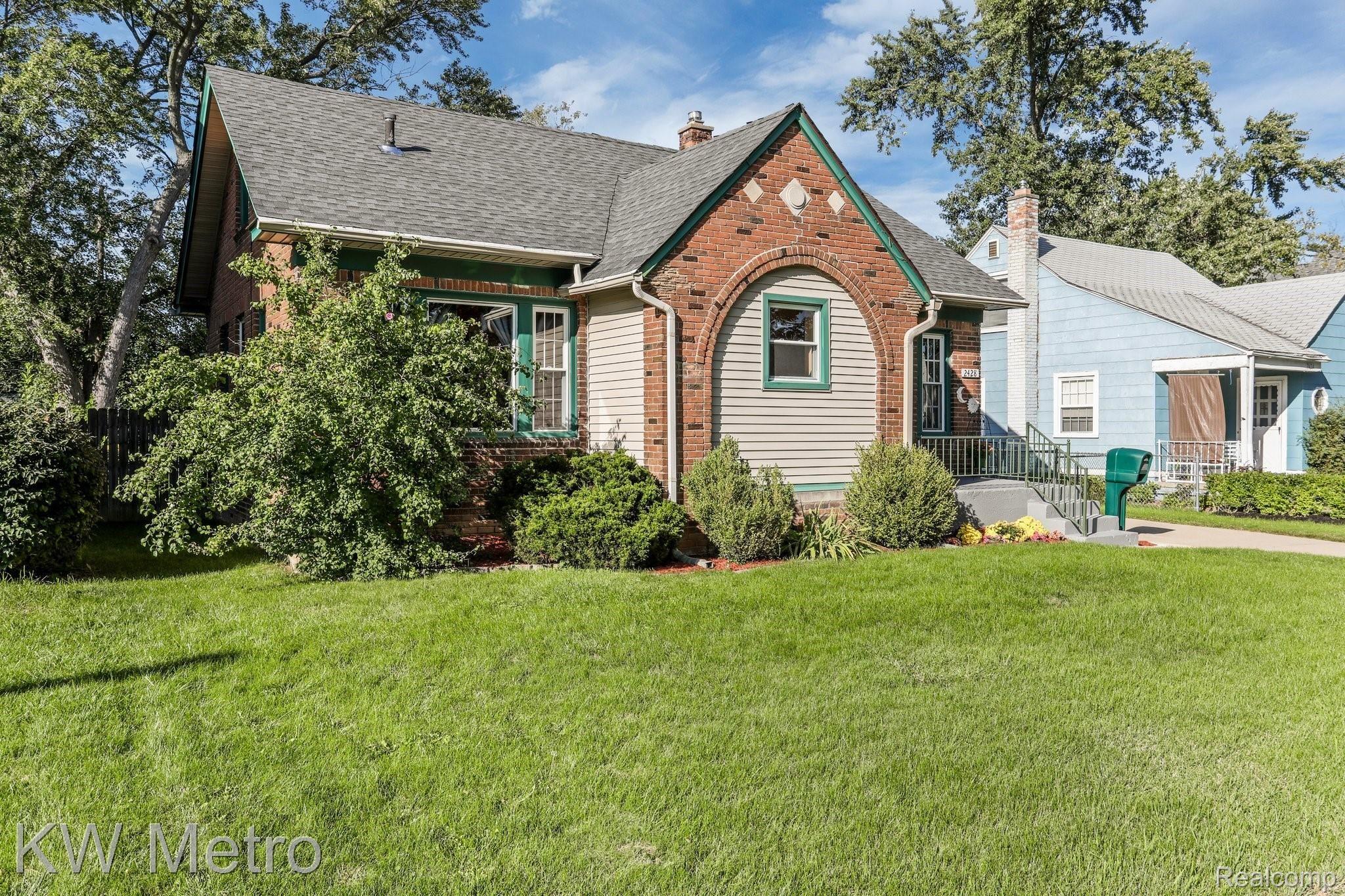 2428 Cambridge Road Berkley, MI 48072 - Photo 2 of 35 Quality brick exterior